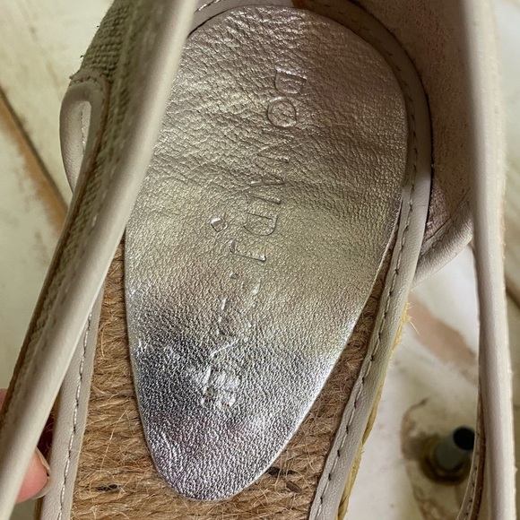Donald J. Pliner Coraa Linen Espadrille Wedge Sandals sz 6.5 peep toe summer EUC - Picture 6 of 13